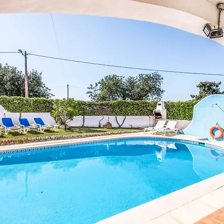 Gira Villa