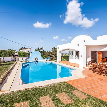 Gira Villa